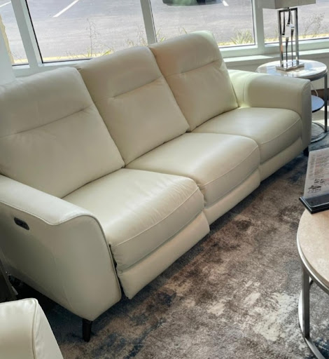 Furniture Store «Rooms To Go & Rooms To Go Kids Furniture Store - Miami International (Doral)», reviews and photos, 10623 NW 12th St, Doral, FL 33172, USA