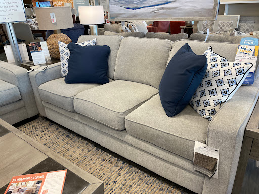 Furniture Store «La-Z-Boy Furniture Galleries», reviews and photos, 11625 S Orange Blossom Trail, Orlando, FL 32837, USA