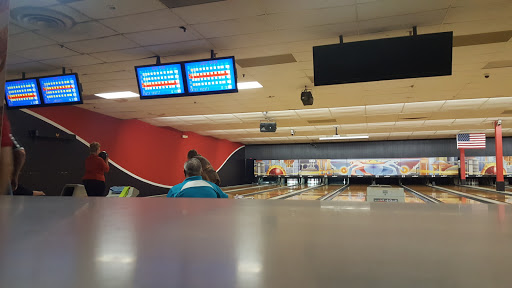 Bowling Alley «AMF Centereach Lanes», reviews and photos, 40 Horseblock Rd, Centereach, NY 11720, USA
