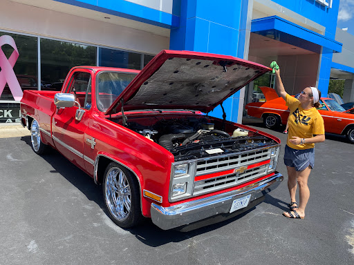 Car Dealer «Luck Chevrolet», reviews and photos, 516 S Washington Hwy, Ashland, VA 23005, USA