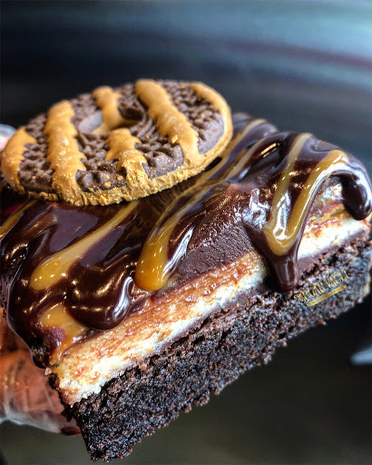 Bakery «Sugar Vault Desserts & Bakery», reviews and photos, 5606 Baltimore Ave, Hyattsville, MD 20781, USA