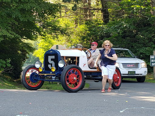 Golf Club «Linville Land Harbor Golf Club», reviews and photos, 1665 Goose Hollow Rd, Linville, NC 28646, USA