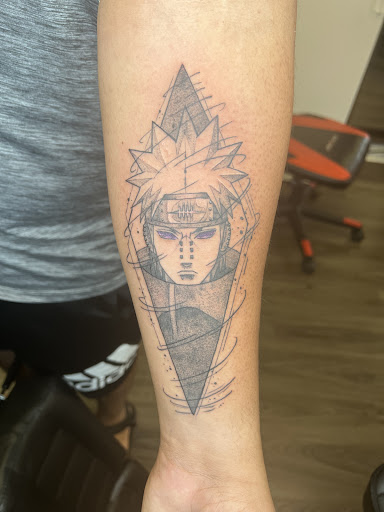 Explore bear tattoo ideas for guys, creative tattoo ideas in York, available at Melvin Flow Tattoo Studio