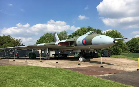 Vulcan XM655 image