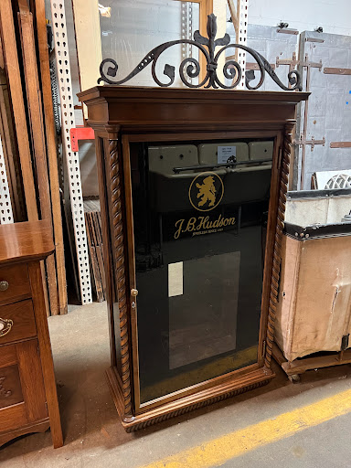 Door Supplier «Bauer Brothers Salvage», reviews and photos, 2432 N 2nd St, Minneapolis, MN 55411, USA