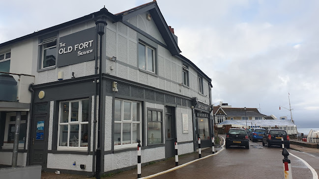 The Old Fort, Seaview - Pub