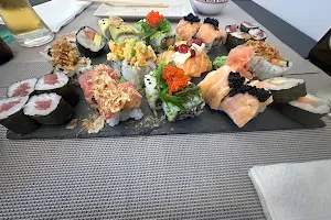 Terra Minha Sushi Bar image