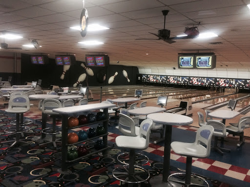 Bowling Alley «Poelking Woodman Lanes», reviews and photos, 3200 Woodman Dr, Kettering, OH 45420, USA