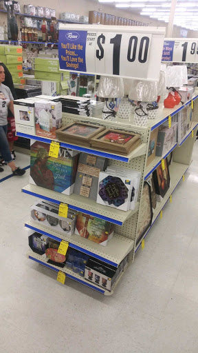 Discount Store «Roses Express», reviews and photos, 6601 Harvard Ave, Cleveland, OH 44105, USA