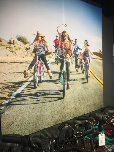 Bicycle Store «Trek Bicycle Store of West Phoenix», reviews and photos, 13085 W McDowell Rd, Avondale, AZ 85392, USA