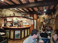 Atmosphère du Bar Restaurant Saint Michel à Le Mont-Saint-Michel - n°1