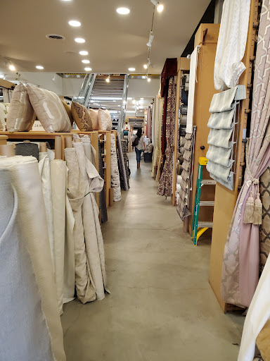 Luxury Fabrics & Accessories Inc, 920 Wall St, Los Angeles, CA 90015, USA, 