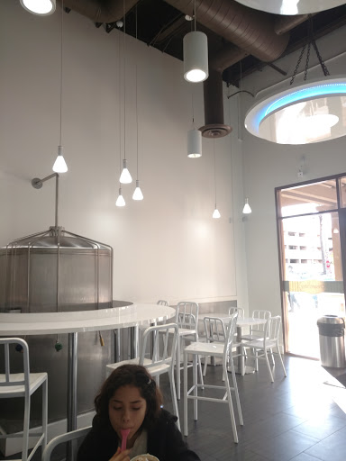 Ice Cream Shop «Creamistry Scottsdale Waterfront», reviews and photos, 7135 E Camelback Rd #151, Scottsdale, AZ 85251, USA