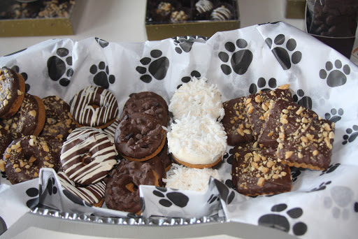 Pet Store «The Upper Paw», reviews and photos, 2809 Commerce St, Dallas, TX 75226, USA