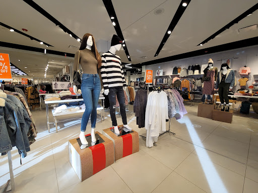 Shopping Mall «North Point Mall», reviews and photos, 1000 North Point Cir, Alpharetta, GA 30022, USA