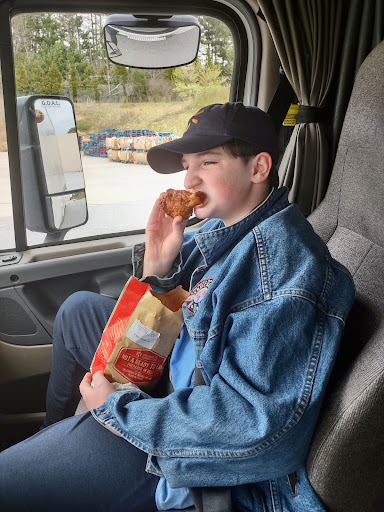 Shopping Mall «Highlands Square Shopping Center», reviews and photos, 250 Highlands Square Dr, Hendersonville, NC 28792, USA