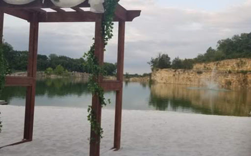 Wedding Venue «Sunset Bluffs», reviews and photos, 1775 Bieker Rd, Washington, MO 63090, USA