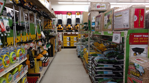 Home Improvement Store «Tractor Supply Co.», reviews and photos, 389 Comfort Dr, Harrison, OH 45030, USA