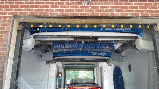Car Wash «Green Clean Auto Wash & Detailing», reviews and photos, 2526 Lynnhaven Pkwy, Virginia Beach, VA 23464, USA