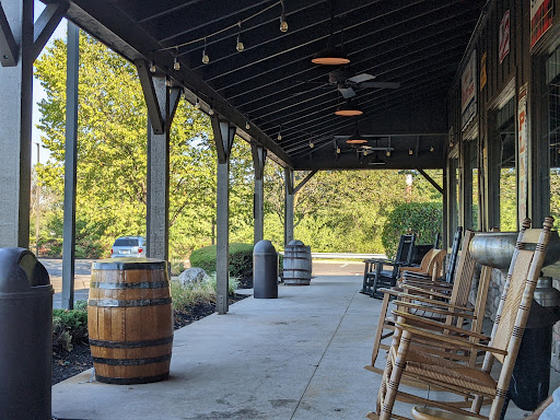 American Restaurant «Cracker Barrel Old Country Store», reviews and photos, 825 Marketplace Blvd, Hamilton Township, NJ 08691, USA