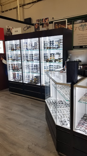 Shopping Mall «Peartree Square Shopping Plaza», reviews and photos, 691 Co Op City Blvd, Bronx, NY 10475, USA