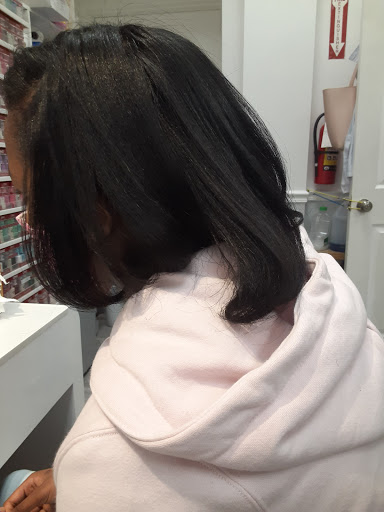 Hair Salon «Dominican Hair Salon», reviews and photos, 4409 N Tryon St G, Charlotte, NC 28213, USA