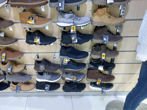 Shoe World – عالم الاحذية 