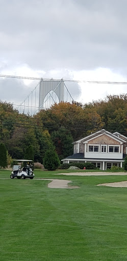 Golf Course «Jamestown Golf Course», reviews and photos, 245 Conanicus Ave, Jamestown, RI 02835, USA