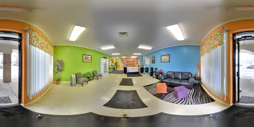 Vaporizer Store «Discover Vapin», reviews and photos, 231 E High St, Mooresville, IN 46158, USA