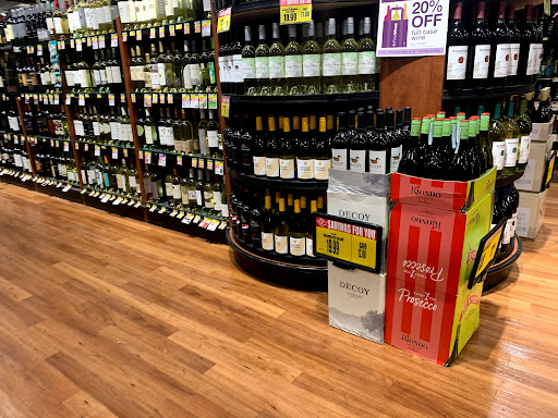 Grocery Store «Harris Teeter», reviews and photos, 33 Office Park Rd, Hilton Head Island, SC 29928, USA