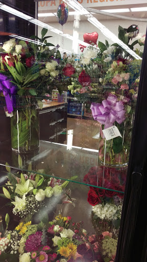 Grocery Store «Ralphs», reviews and photos, 16225 Sierra Lakes Pkwy, Fontana, CA 92336, USA