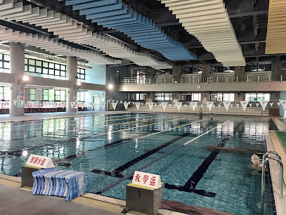 龙门国中游泳池
