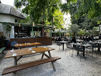 Atmosphère du Café A - Restaurant terrasse - Brunch Canal St Martin à Paris - n°2
