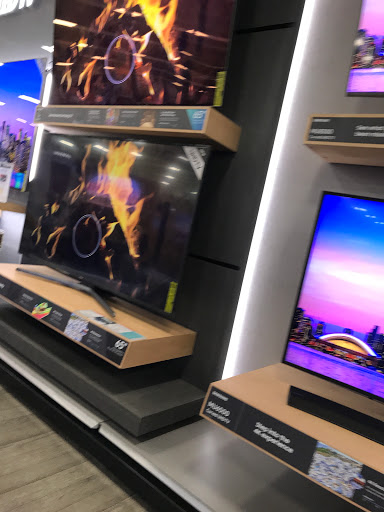 Electronics Store «Best Buy», reviews and photos, 3435 Princeton Rd, Hamilton, OH 45011, USA