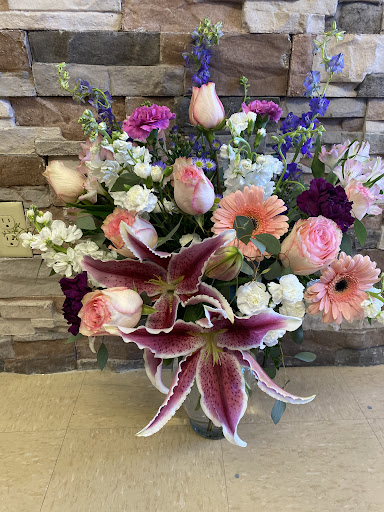Best Flowers By Julie, 1599 S Virginia St, Reno, NV 89502, USA, 