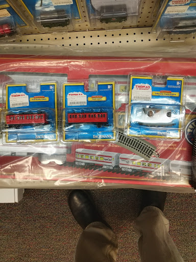 Hobby Store «Chicagoland Toys and Hobbies», reviews and photos, 6017 N Northwest Hwy, Chicago, IL 60631, USA