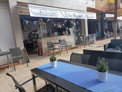 Riverbank Cafe Bar - Edificio Albamar, P.º de los Pescadores, 2, 35138 La Playa de Mogán, Las Palmas, Spain