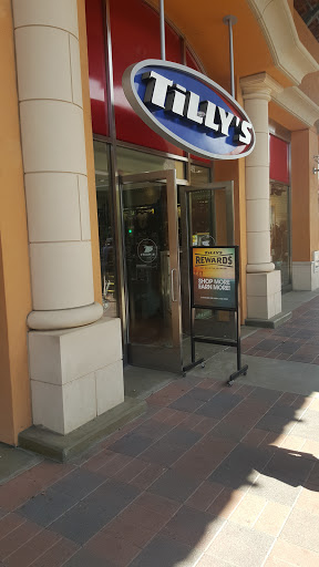 Clothing Store «Tillys», reviews and photos, 1555 Simi Town Center Way, Simi Valley, CA 93065, USA