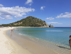 Cala Monte Turno Plajı'in fotoğrafı çok temiz temizlik seviyesi ile