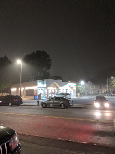 Convenience Store «7-Eleven», reviews and photos, 451 Centre St, Jamaica Plain, MA 02130, USA