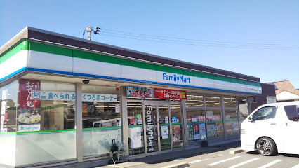 ファミリーマート 平戸大久保町店