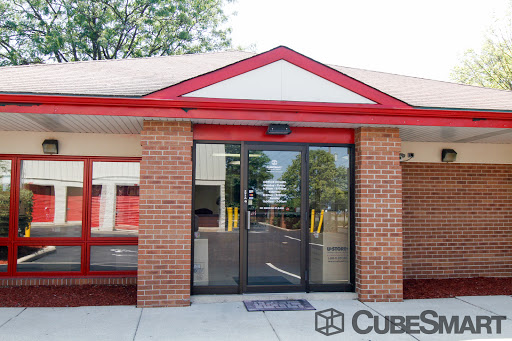 Self-Storage Facility «CubeSmart Self Storage», reviews and photos, 1730 Irving Park Rd, Schaumburg, IL 60193, USA