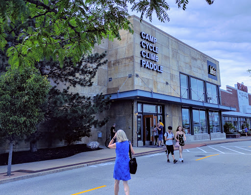 Camping Store «REI», reviews and photos, 1703 S Brentwood Blvd, Brentwood, MO 63144, USA