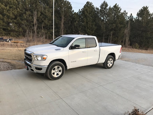 Car Dealer «Midway Chrysler Dodge Jeep Ram», reviews and photos, 219 2nd Ave E, Kearney, NE 68847, USA