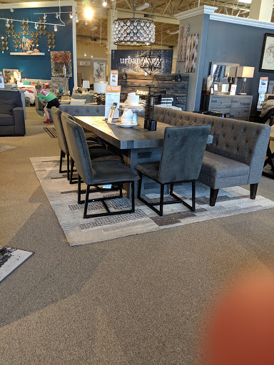 Furniture Store «Matter Brothers Furniture», reviews and photos, 7801 US Hwy 19 N, Pinellas Park, FL 33781, USA