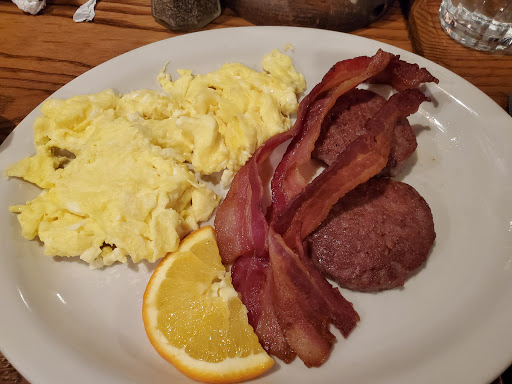 American Restaurant «Cracker Barrel Old Country Store», reviews and photos, 3 E Garland Dr, Carlisle, PA 17013, USA