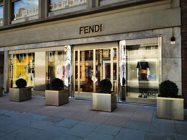 FENDI London Sloane St. Store - Shoe store
