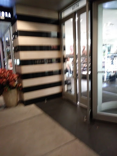 Cosmetics Store «SEPHORA», reviews and photos, 4174 The Strand Ste 321, Columbus, OH 43219, USA