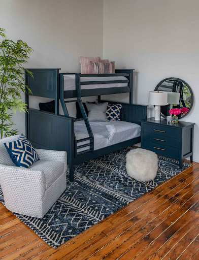 Furniture Store «Circle Furniture - Cambridge», reviews and photos, 199 Alewife Brook Pkwy, Cambridge, MA 02138, USA