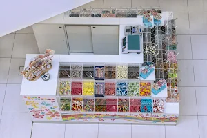Slatkiši, čokolade i bombone - Candy Universe - BIG Shopping center image
